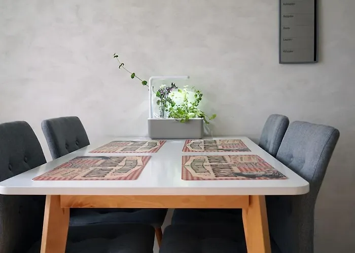 Apartamento Cozy Near Lõunakeskus With Cinema